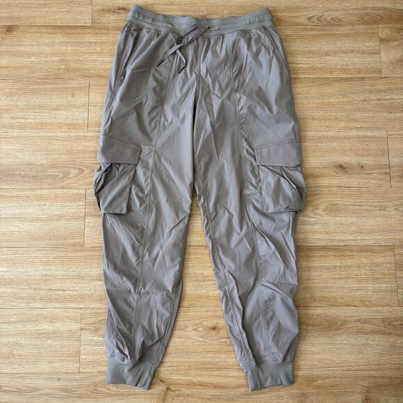 Lululemon Athletic Dance Studio Relaxed Fit MR Cargo Joggers Taupetastic Size M - Picture 1 of 8